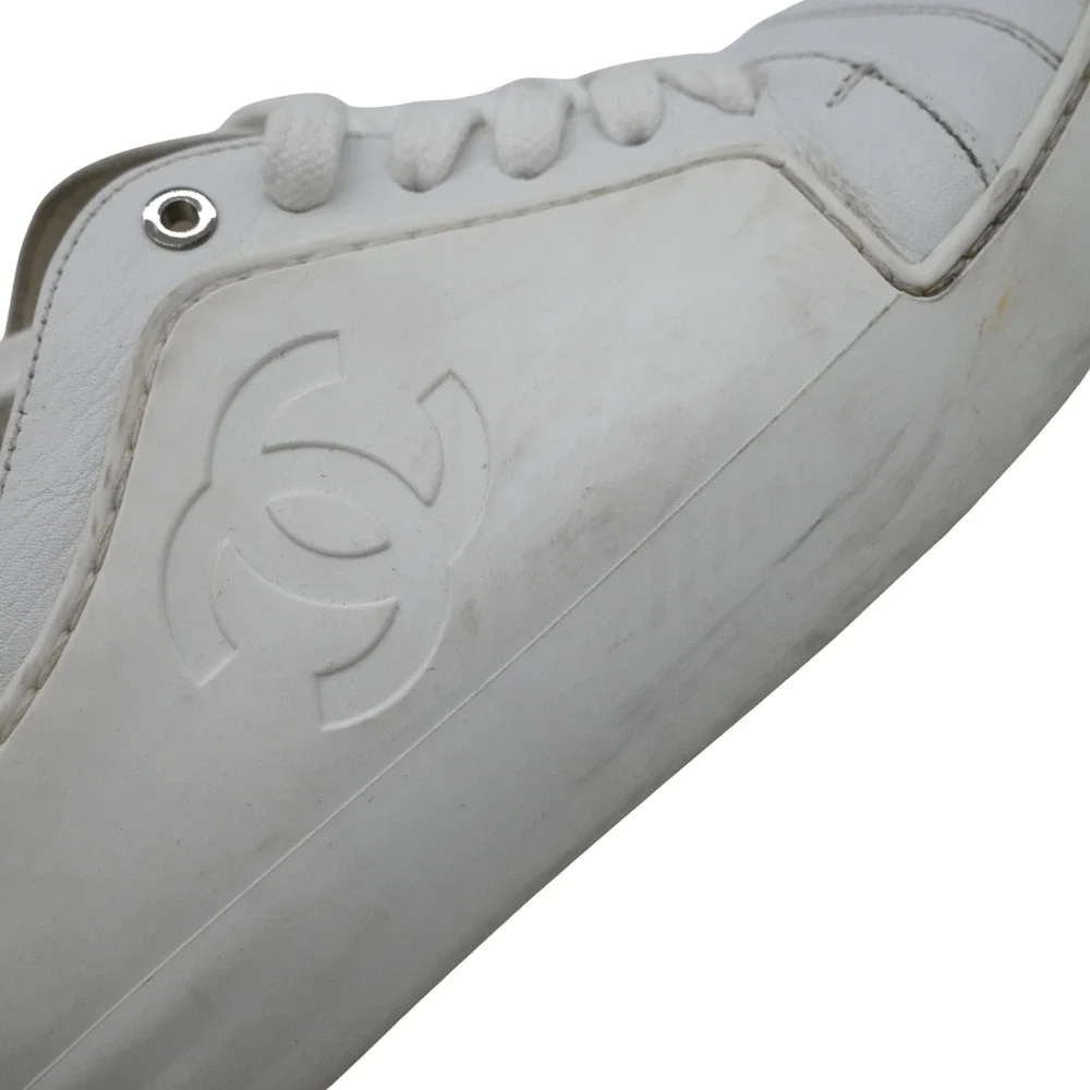Chanel CC Low-Top Leather Sneakers (Style G32719) Size 36.5